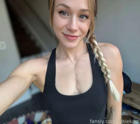 @katiekarr