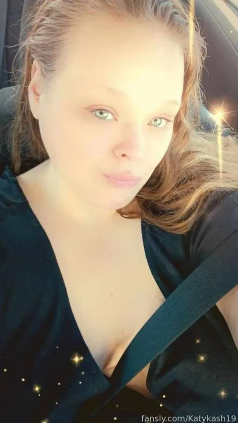 @Katykash19
