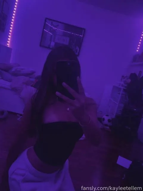 @kayleetellem
