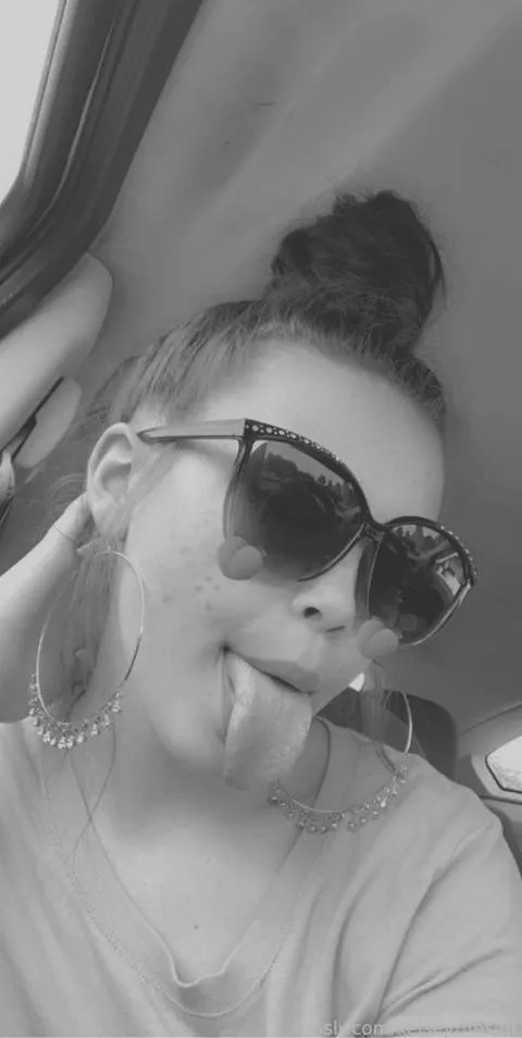 @kelseytheslut