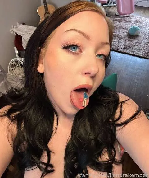@Kendrakemper