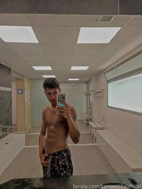 @kenpadillaoficial