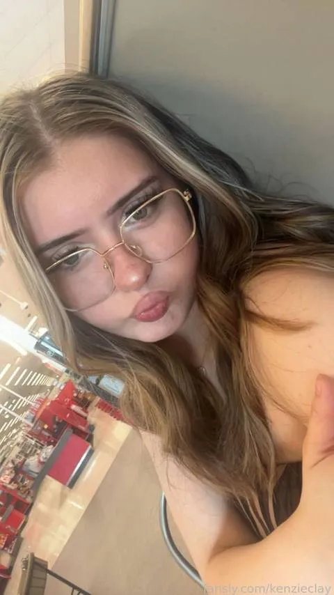 @kenzieclay