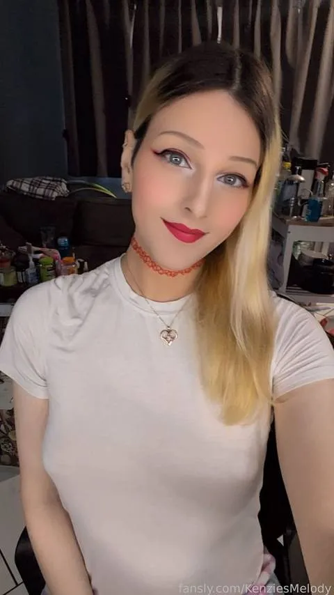 @KenziesMelody
