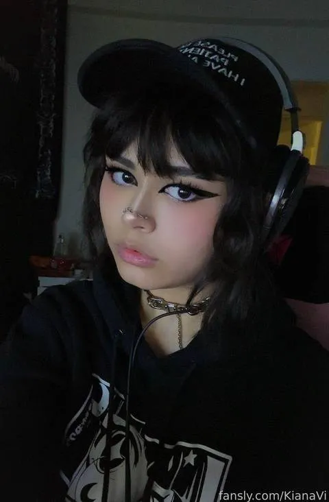 @KianaVi