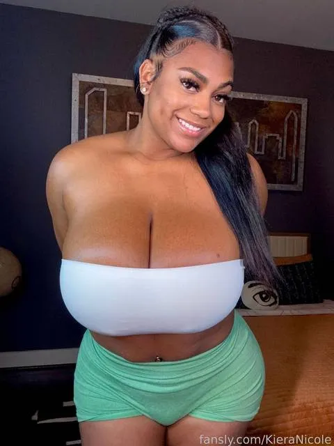 @KieraNicole