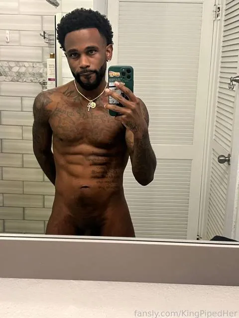 @KingPipedHer