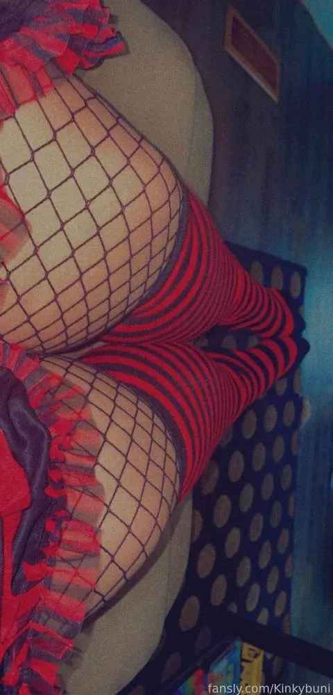 @Kinkybuni