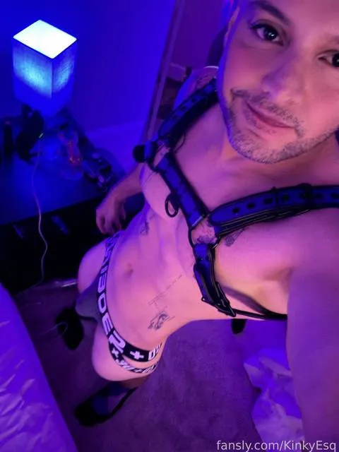 @KinkyEsq