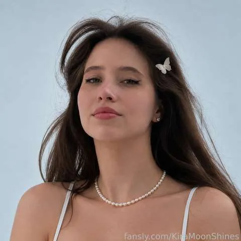 @KiraMoonShines