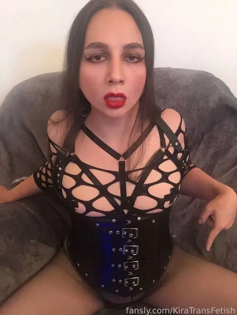 @KiraTransFetish