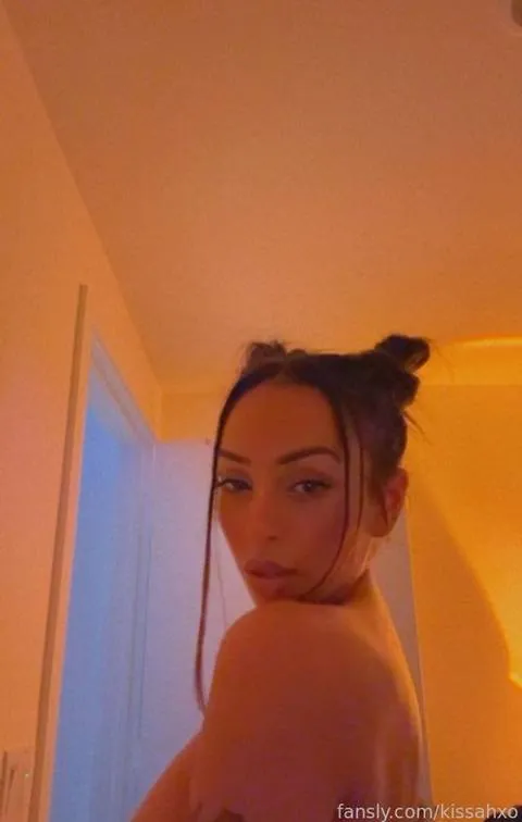 @kissahxo