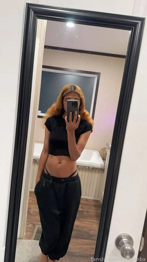 @Kitsunebx