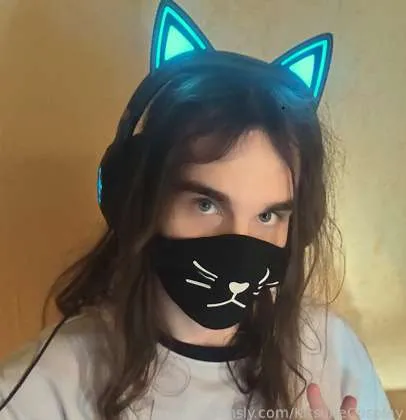 @KitsuneCosplay