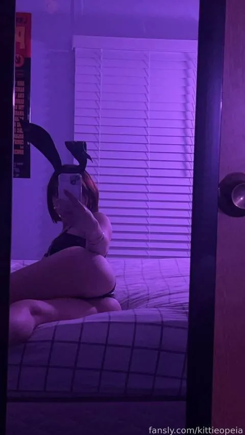 @kittieopeia
