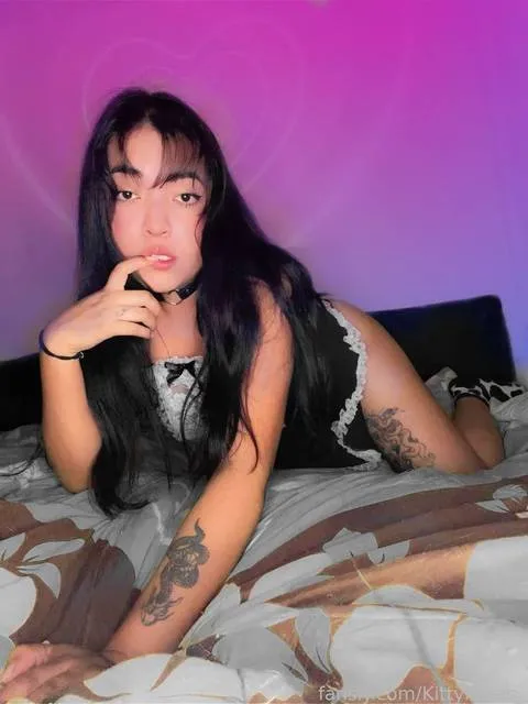 @Kittyflores_