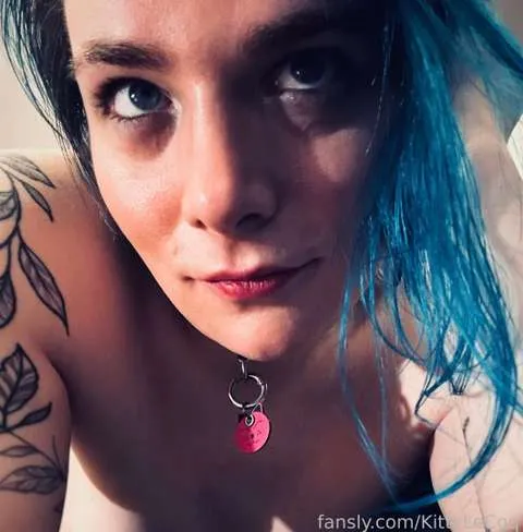 @KittyLeCoq