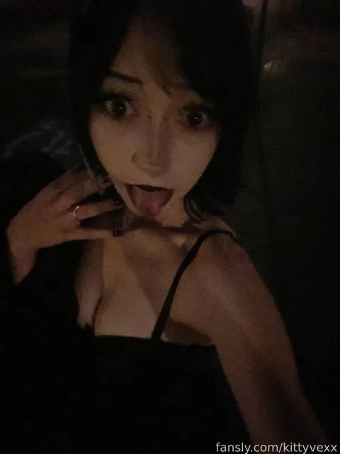 @kittyvexx