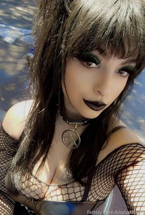 @klonokitten