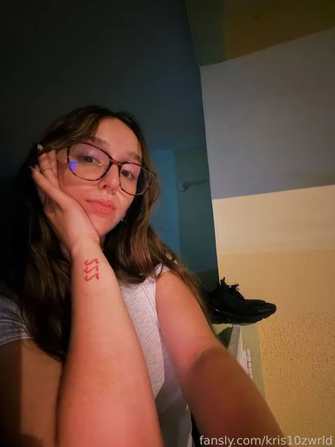 @kris10zwrld
