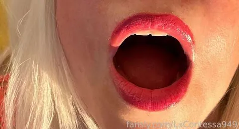 @LaContessa949
