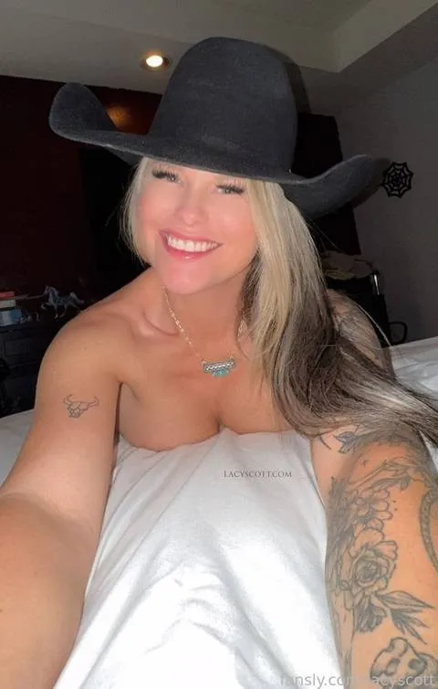@lacyscott