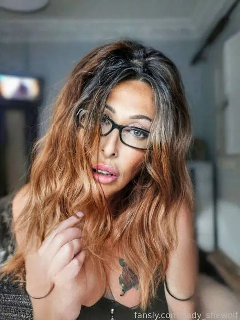 @Lady_shewolf