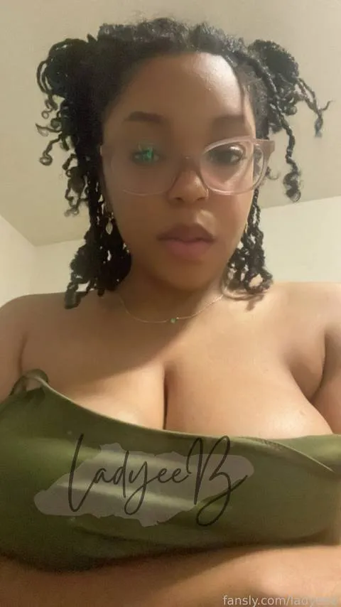@ladyeeb