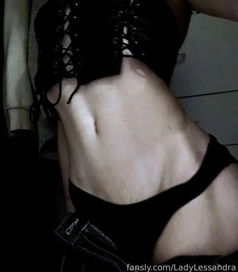@LadyLessandra