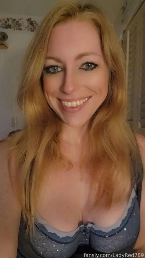 @LadyRed789