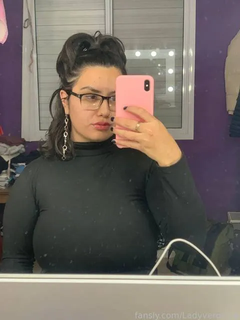 @Ladyveronica