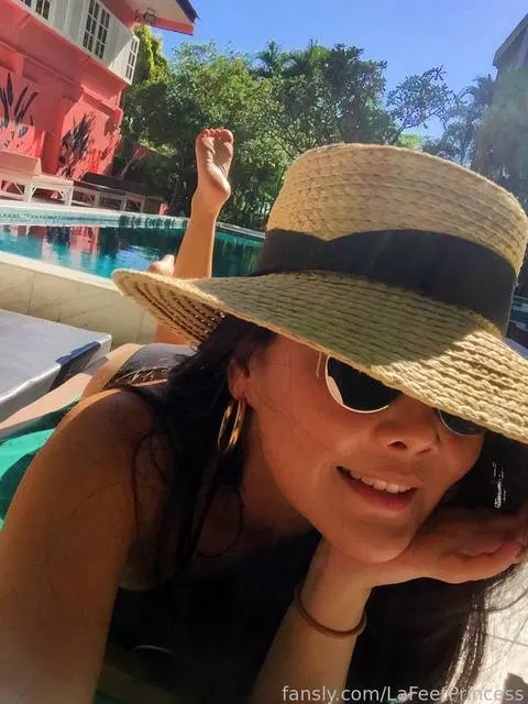 @LaFeetPrincess