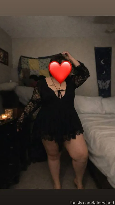 @laineyland