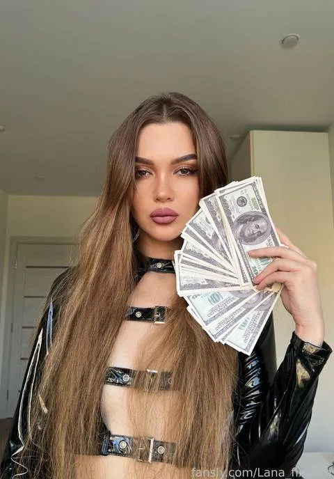 @Lana_findom