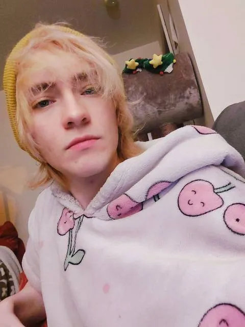 @LanceFemboy