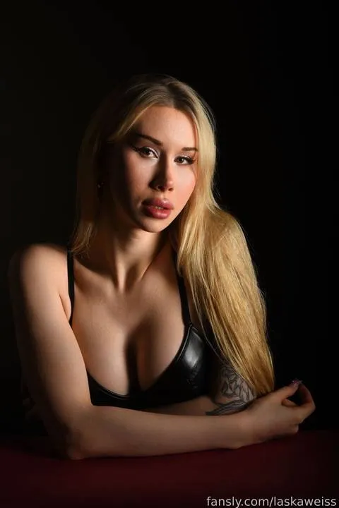 @laskaweiss