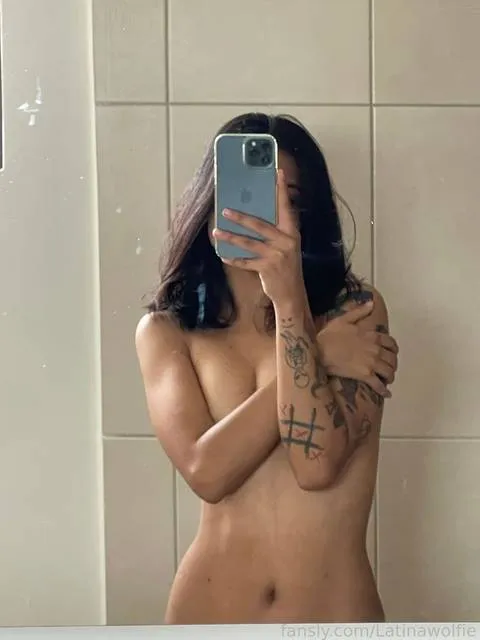 @Latinawolfie