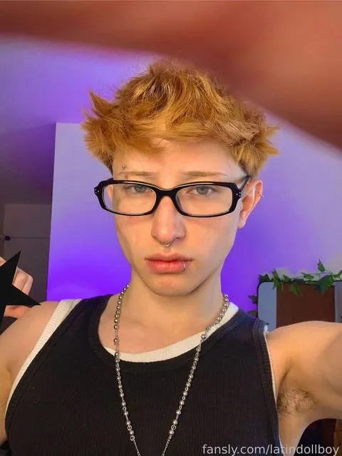 @latindollboy