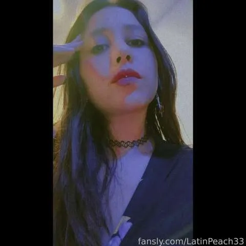 @LatinPeach33