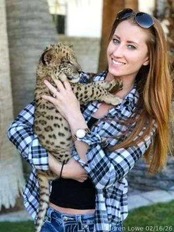 @LaurenLowe