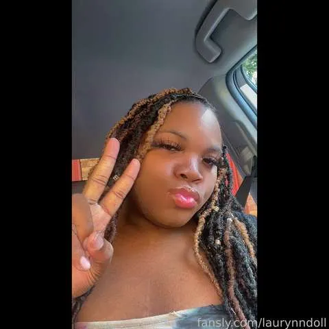 @laurynndoll