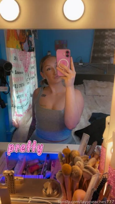 @layypeaches777
