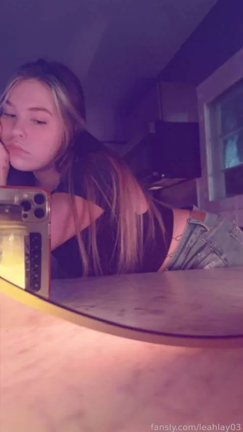 @leahlay03