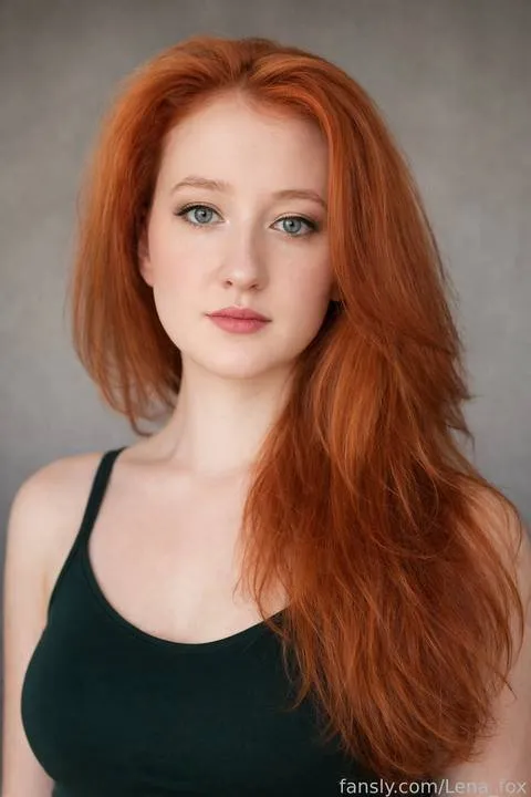 @Lena_fox