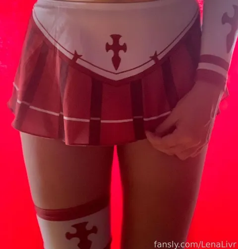@LenaLivr