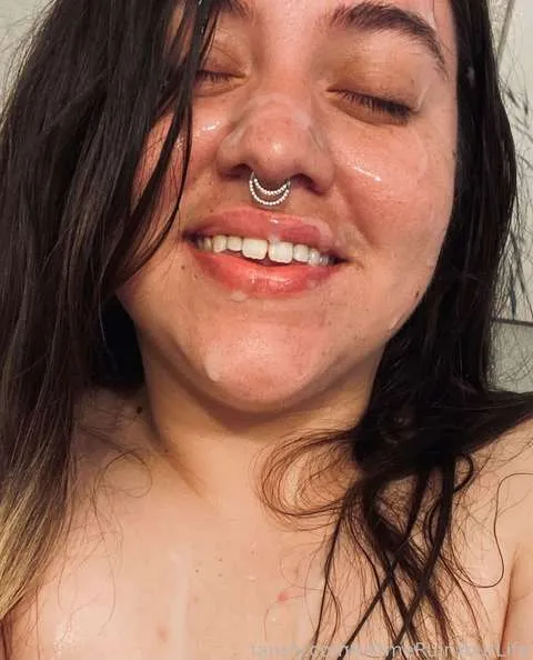 @LetmeRuinYourLife