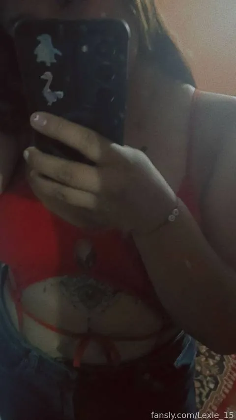 @Lexie_15