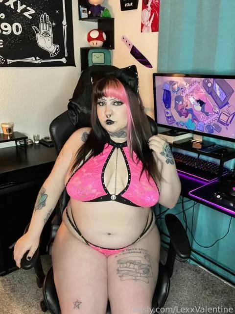 @LexxValentine