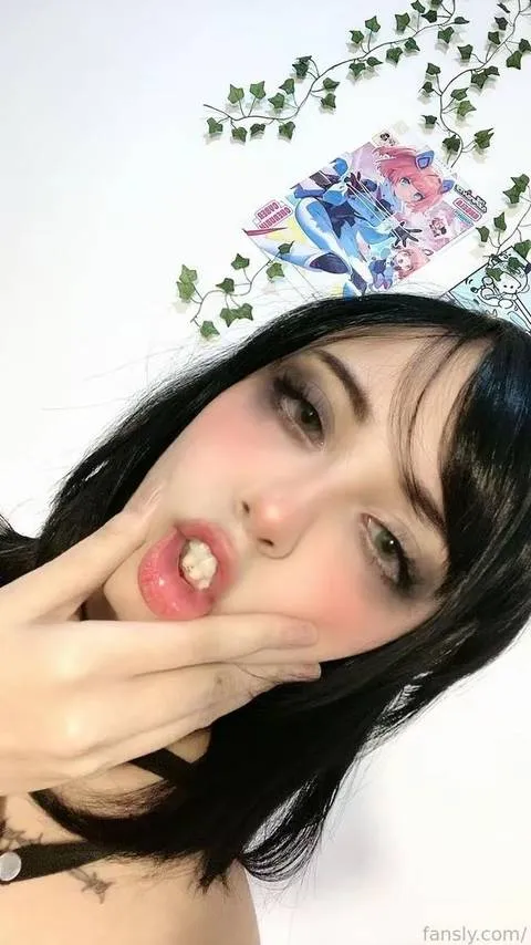 @liafox