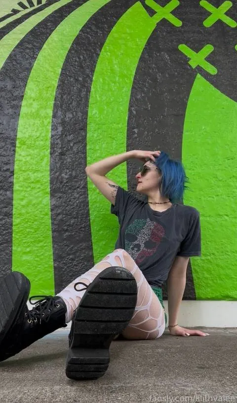 @lilithvalee